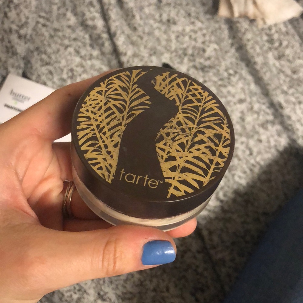 Tarte Amazonian clay setting powder
